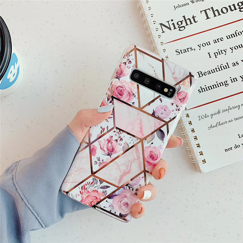 Capa celular Samsung mármore padrão geométrico flores rosa