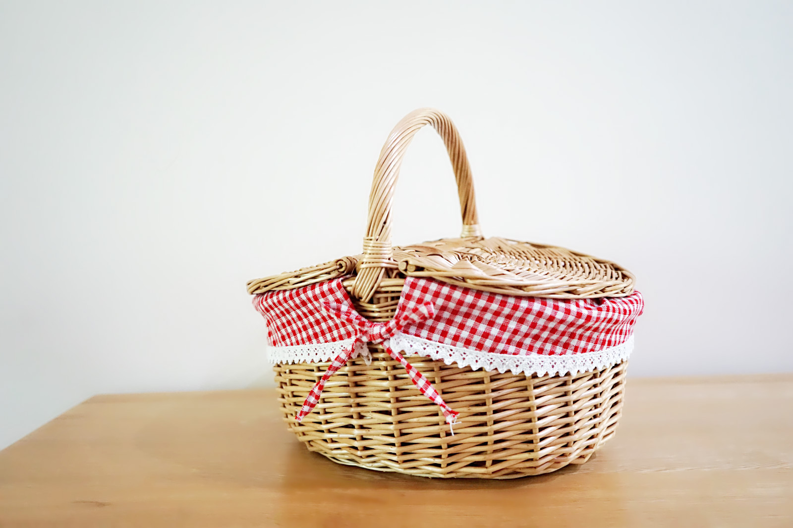 Title 6, Wicker Rattan Woven Shopping Basket Gift Basket