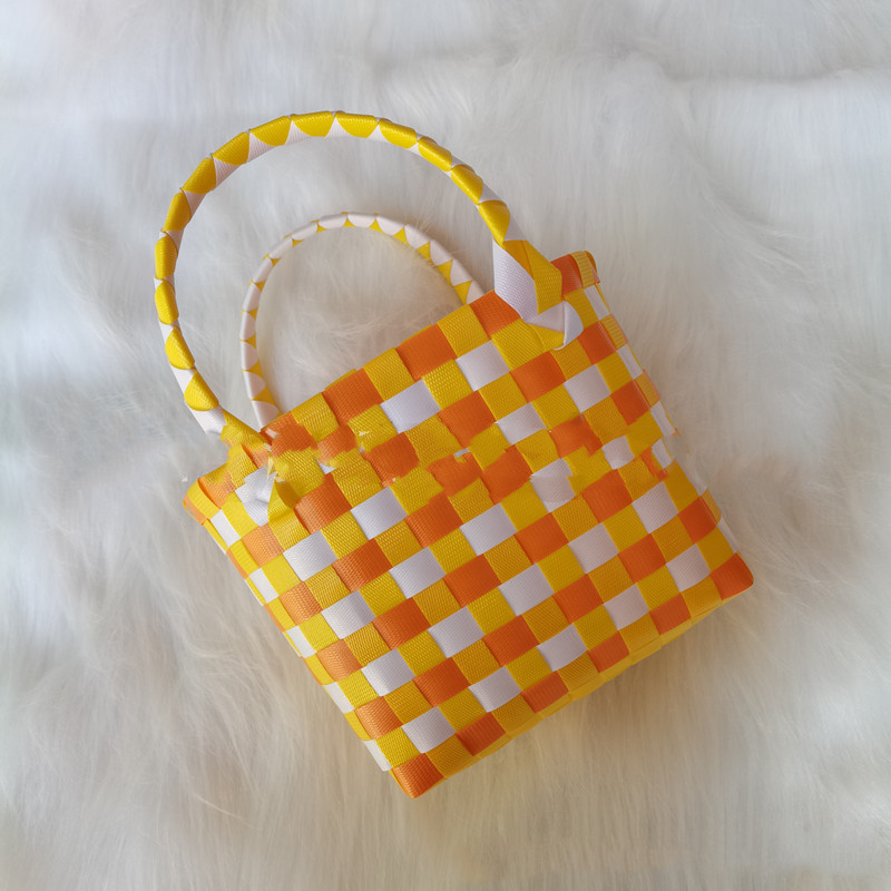 Title 3, Nouveau Panier couleur plastique petit panier Mini