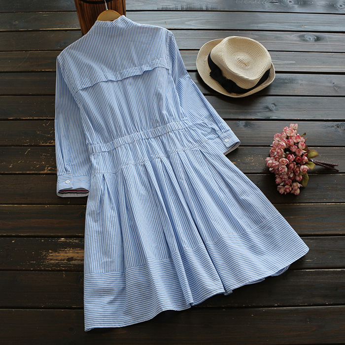 Loose And Thin Stand-up Collar Waist Vertical Striped Dress