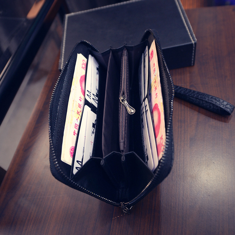 European And American Fashion  Pattern Long Wallet