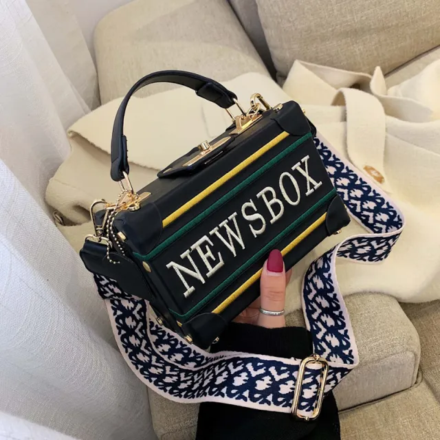 New Trendy Handbag, Casual One Shoulder Messenger Bag, Small Square Bag Black - Shop at LoveMi
