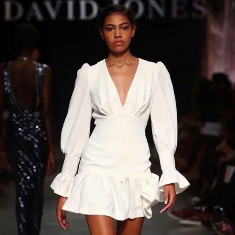 Fashion Retro Temperament V-Neck Puff Sleeve Ruffle Skirt