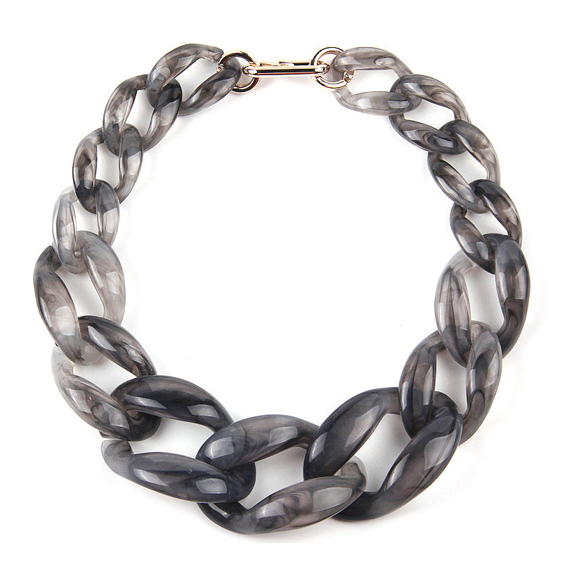 Fashion Exaggerated Acrylic Clavicle Chain Link Necklace