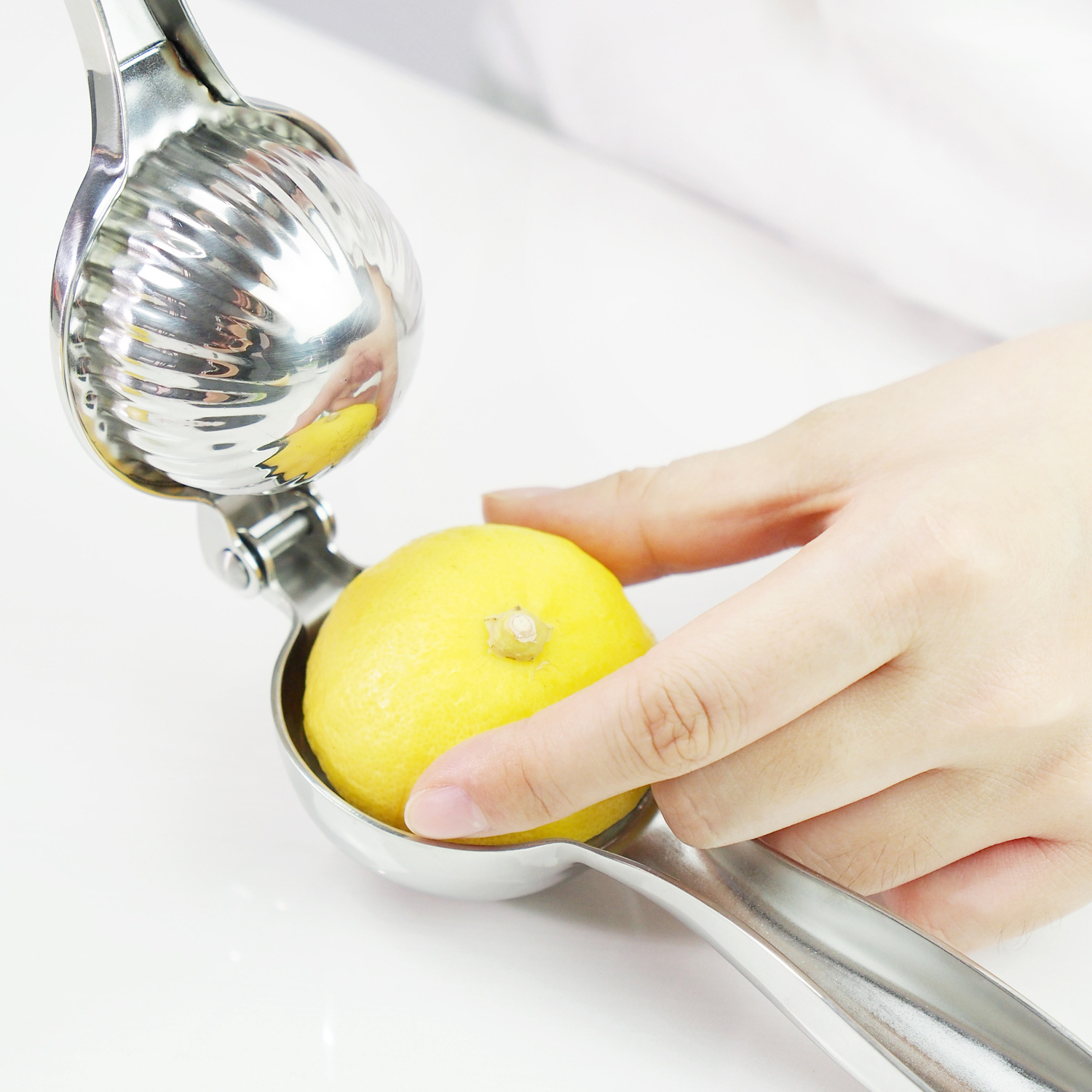 Stainless Steel 304 Fruit Juicer Lemon Clip Manual Lemon Press Kitchen Juice Squeezing Tool One