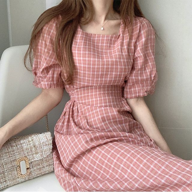 Waist Slim Check Dress With Puff Sleeves