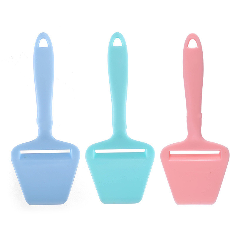 Plastic Cheese Grinder Flat Shaped Butter Rolling Knife Baking Utensils