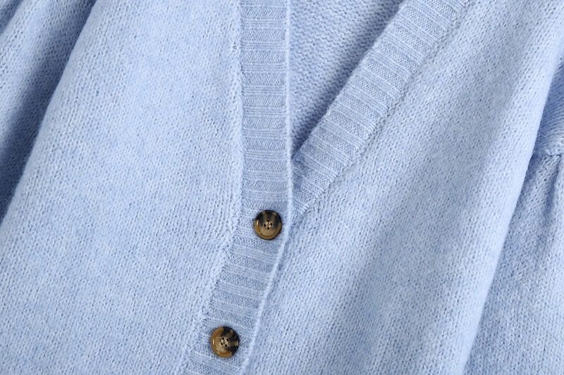 V-neck Stretch Overcoat In Solid Color