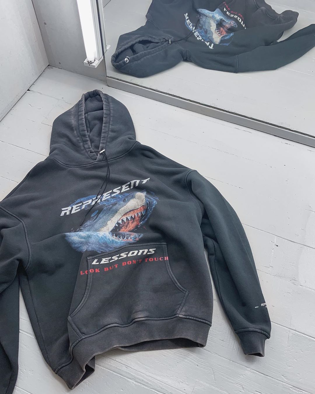 Title 2, Hip Hop Reaper Retro Shark Print Sweatshirt