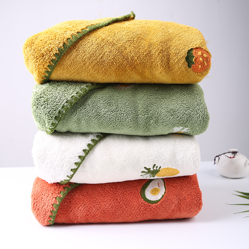 Fashion Coral Fleece Embroidery Bath Towel Absorbent and Skin-friendly