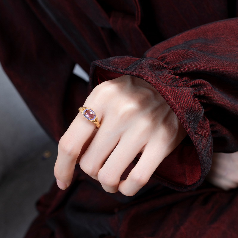 Gold Plated Vintage Band Amethyst Flower Ring
