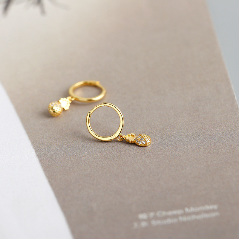 Light Luxury Fashion Diamond Pineapple Shape s925 Sterling Silver Stud Earrings