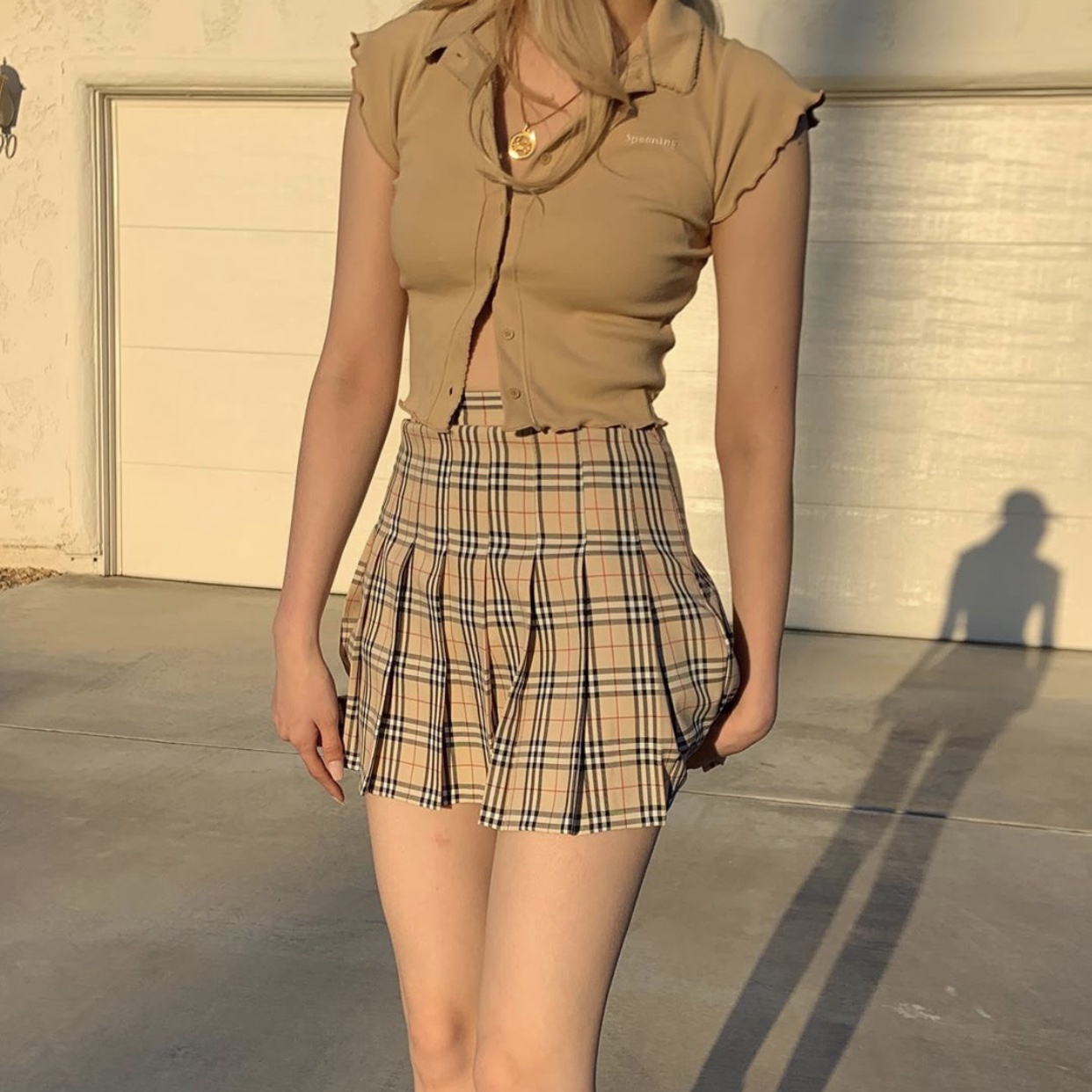 Title 5, Retro Khaki Plaid Pleated Skirt a vintage class...