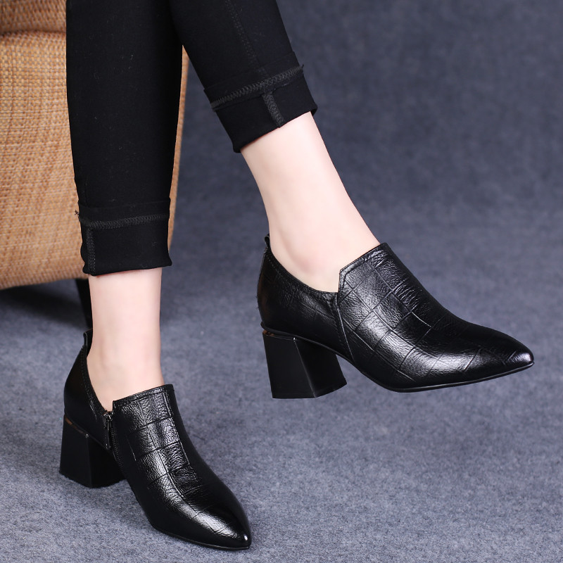 Deep Mouth Pointed Toe Spring Casual Shoes All-Match Mid-Heel Small Leather Shoes