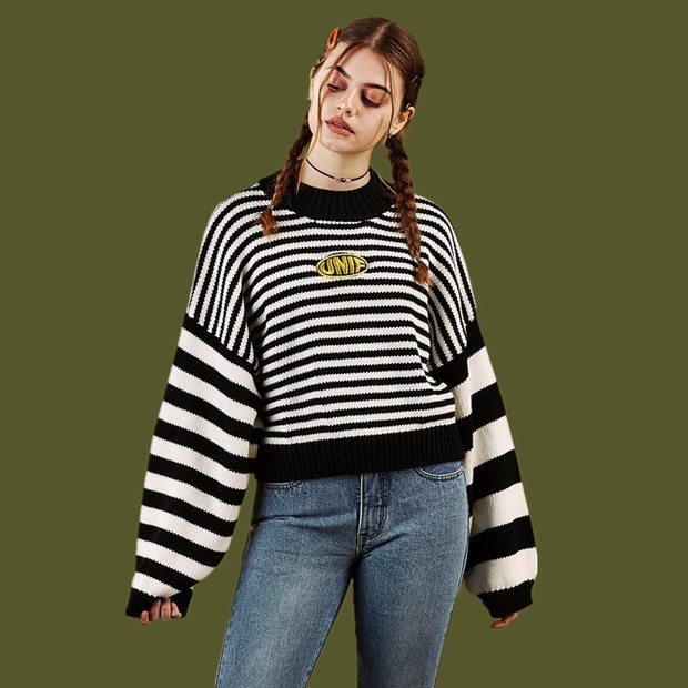 Title 7, Blue Striped Loose All-match Sweater Women