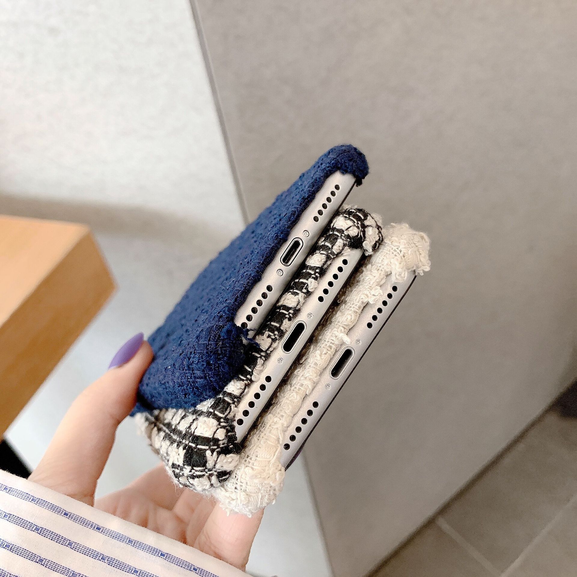 Compatible with Apple , Big Brand Hook Plush Mobile Phone Case - Image 2