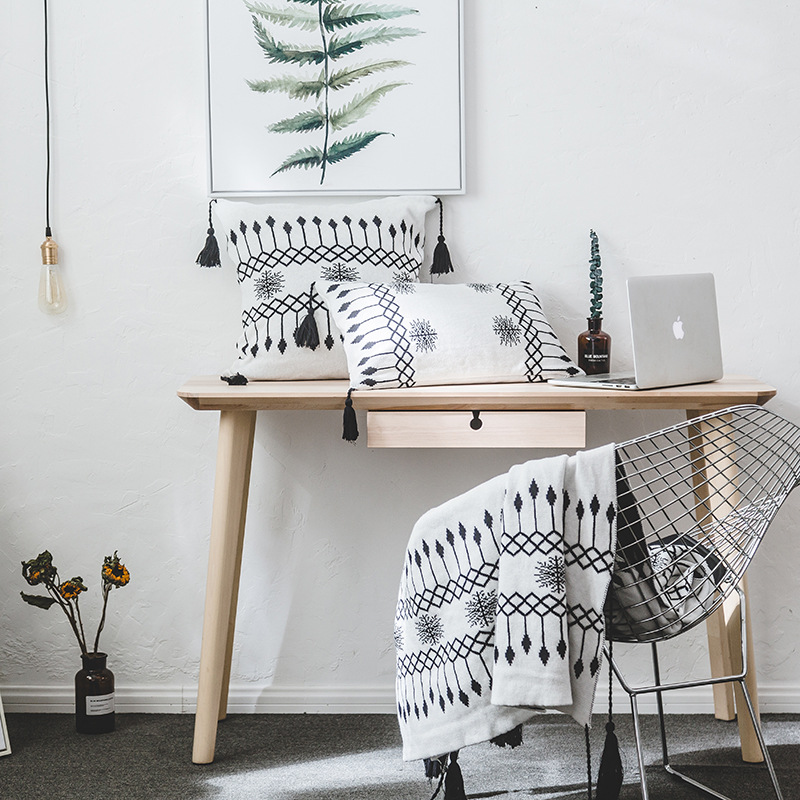 Knitted Woolen Blanket and Pillowcase Home Furnishing