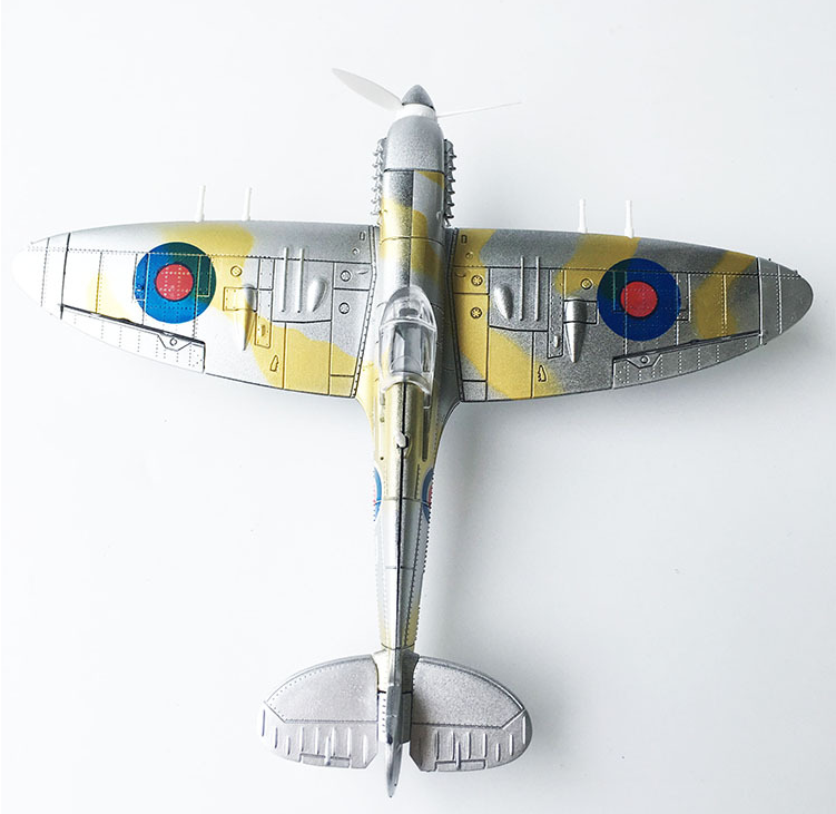 Title 8, Spitfire Intercept Fighter Painted Edition Obra...