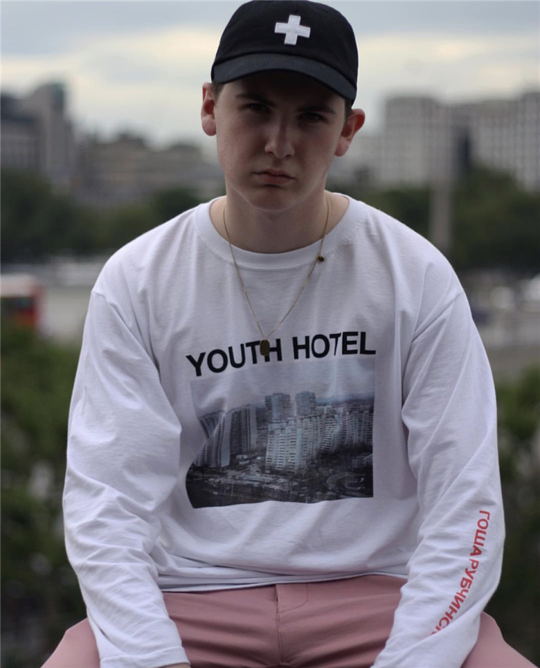 Gosha Long Sleeve Youth Hotel