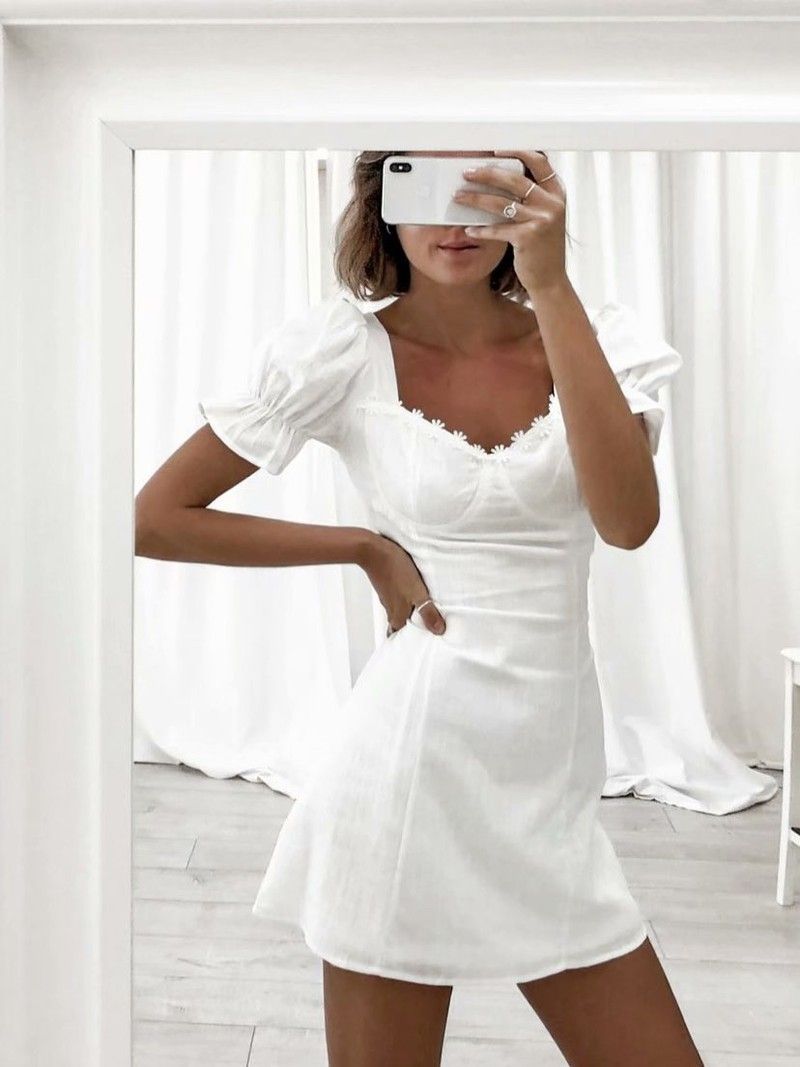 Pullover Square Neck Short-Sleeved Flower-Trimmed A-line Skirt Dress