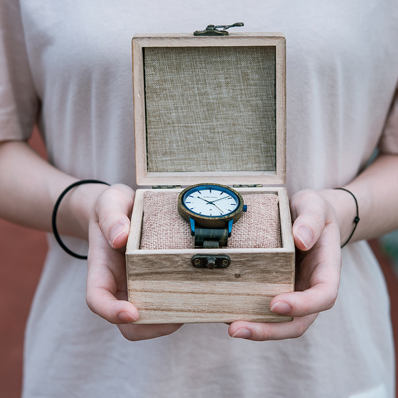 Title 3, OBOBIRD Orologio in Legno Giovane Designer Esta...