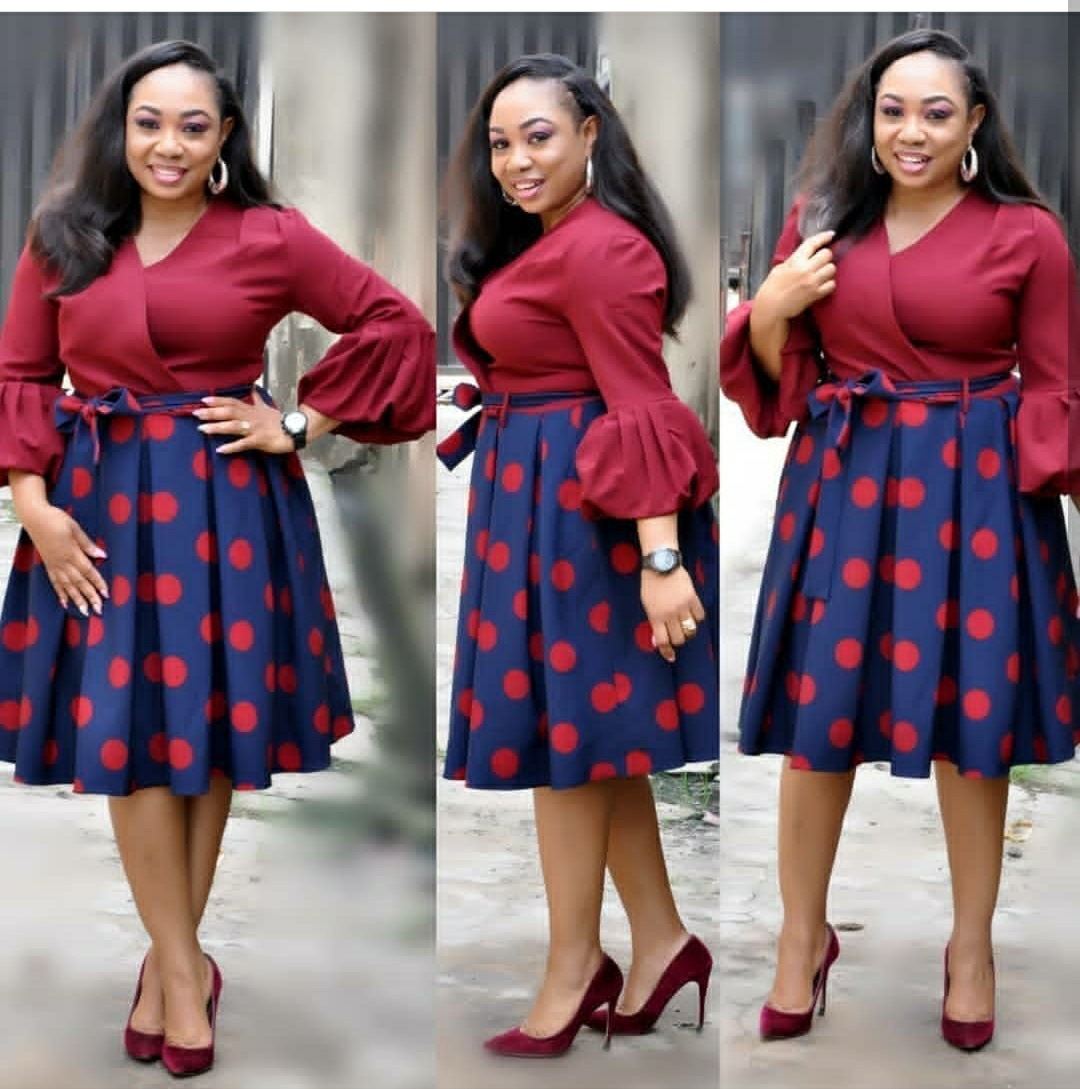 Large Size V-neck Lantern Sleeves Color Matching Pleated Pleated Skirt