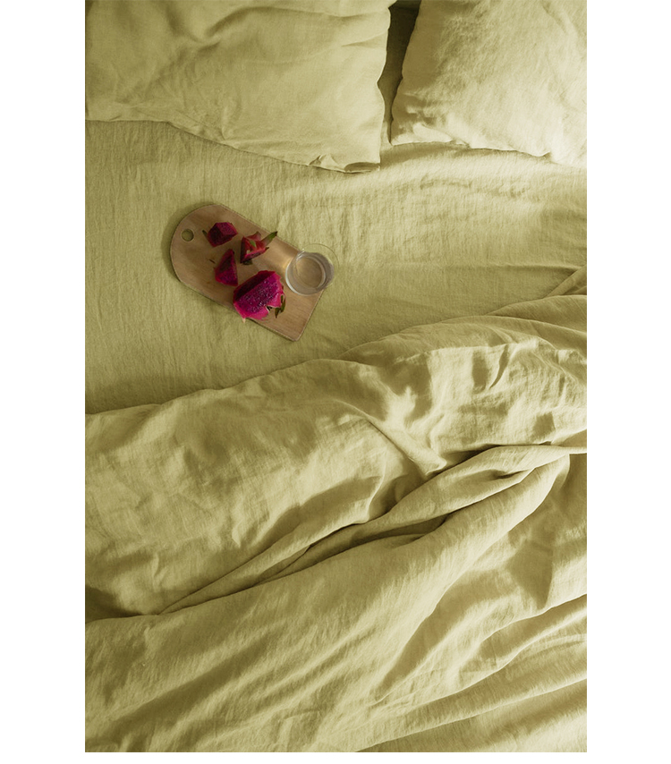 طقم أغطية سرير قطني ٤ قطع تصميم نوردicي بلون موحد مغسول ومضاد للبكتيريا يشمل ملاءة سرير، غطاء لحاف، وقطع سرير مقاومة للرياح ٣ قطع