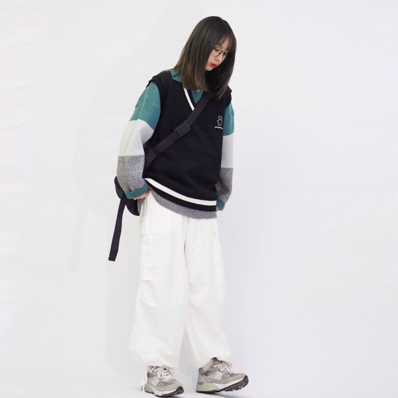 Sleeveless Sweater Student V-Neck Knitted Vest Jacket