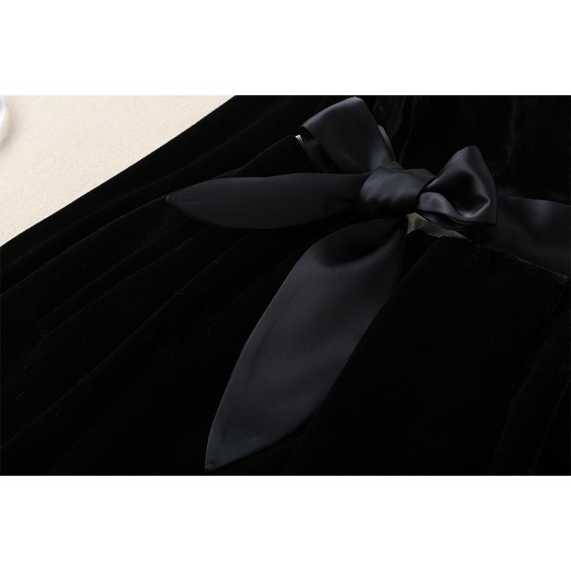 Temperament Black Slim Mid-Length Gold Velvet Dress