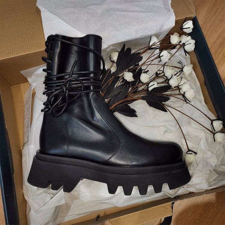 New Retro Side Zipper Ankle Boots, Handsome Thick-Soled Black Mid-Tube Boots