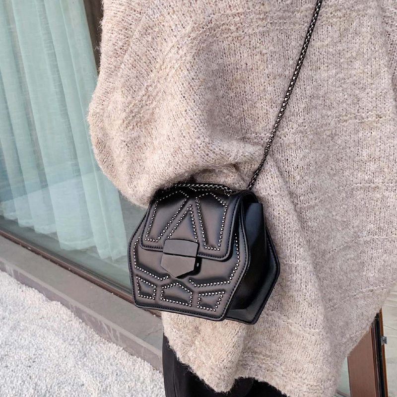PU Chain Shoulder Bag, picture 4 of 5