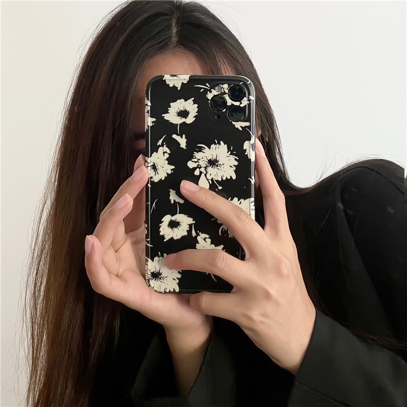 Compatible with Apple , French Floral Mini Silicone Protective Sleeve - Image 4