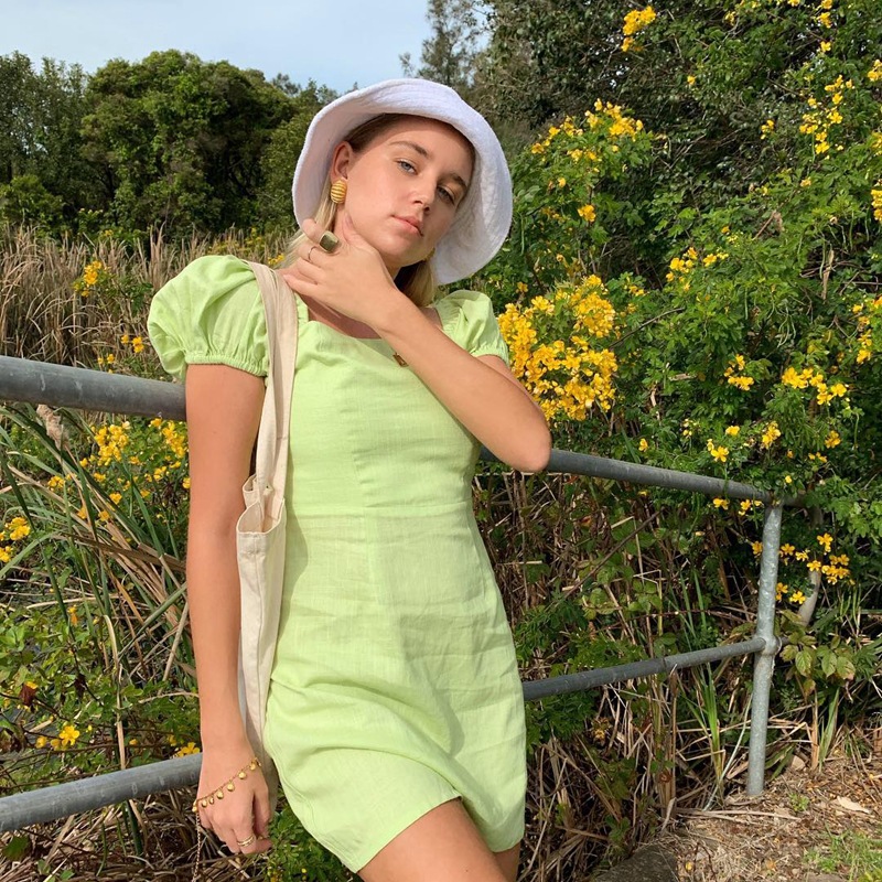 INS French Square Collar Short Skirt A-Line Skirt Female Bag Hip Skirt