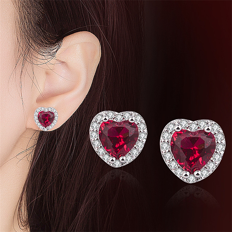 Micro Diamond Love Heart Inlaid Zircon Earrings