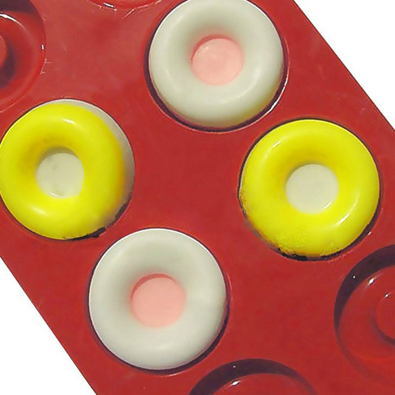 Silicone Cake Mould With 8 Donuts