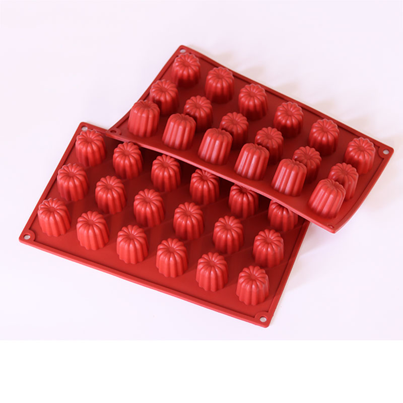 Title 4, 18 Silicone Moulds For Korule Mousse Cakes