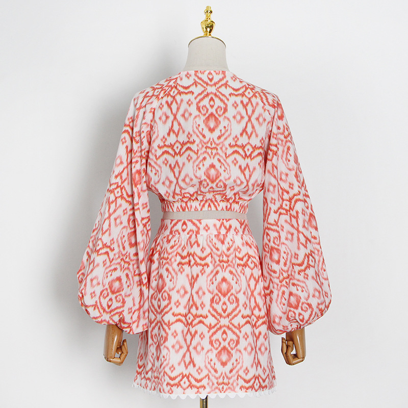 Navel V-neck Printed Lantern Sleeve Skirt Set