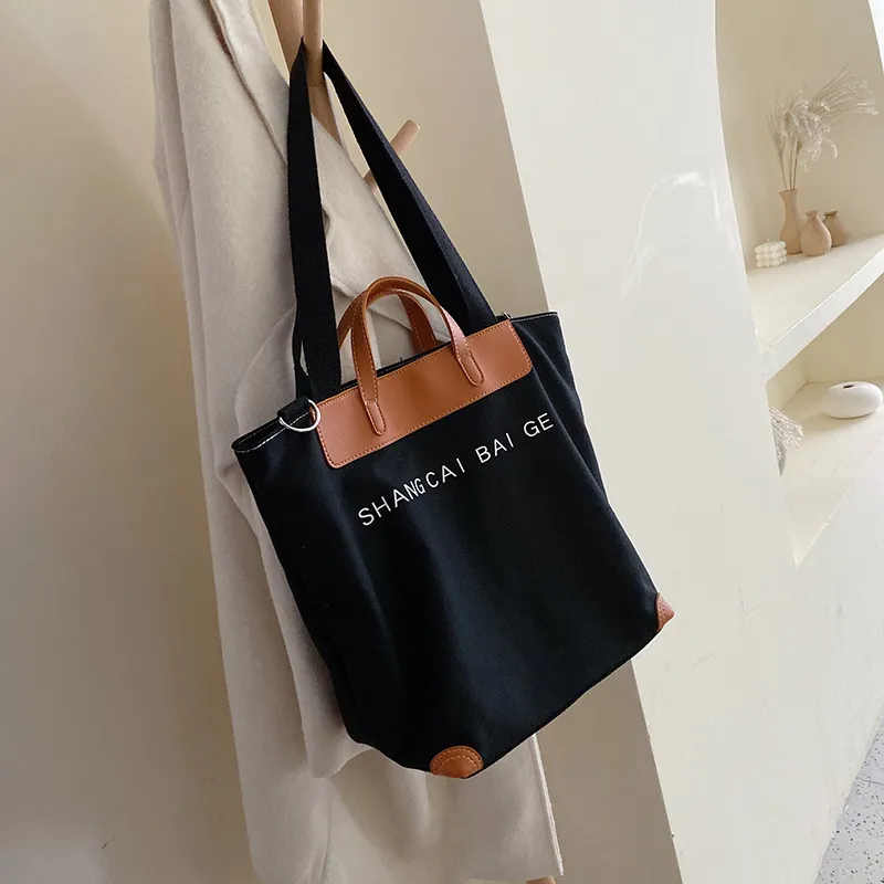 Women's Large Capacity Canvas One Shoulder Messenger Bag - Black