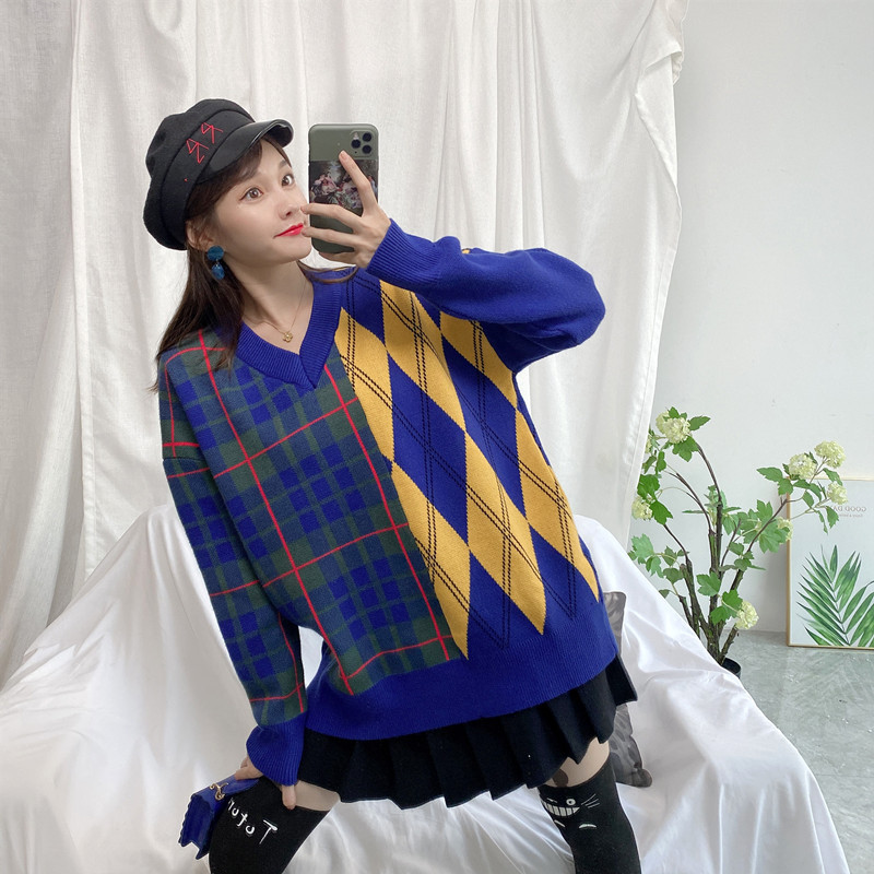 V-neck Stitching Diamond Outer Wear Sweater Coat