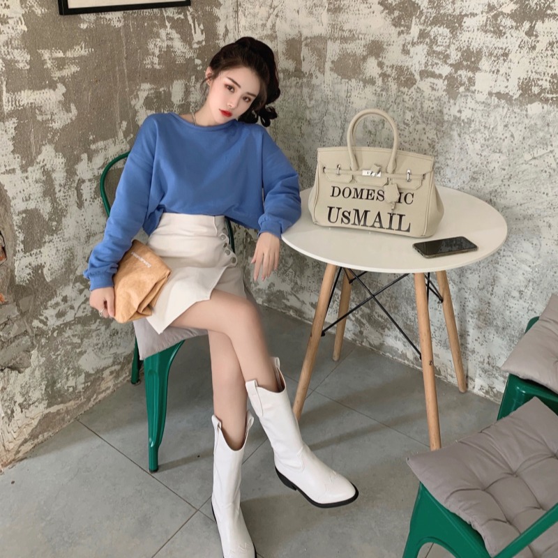 Short Design Halter Sweater