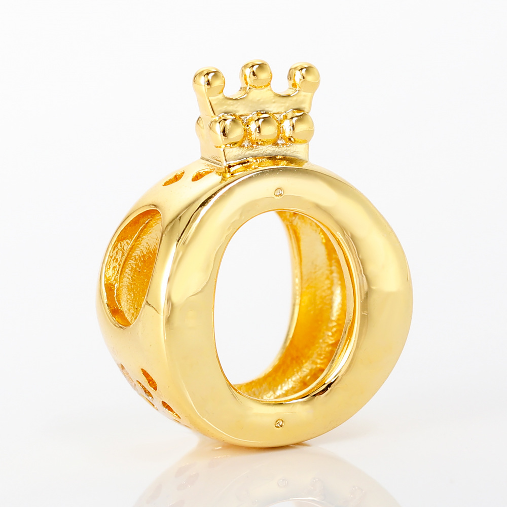 18K Yellow Gold Crown Letter O Charm Accessory