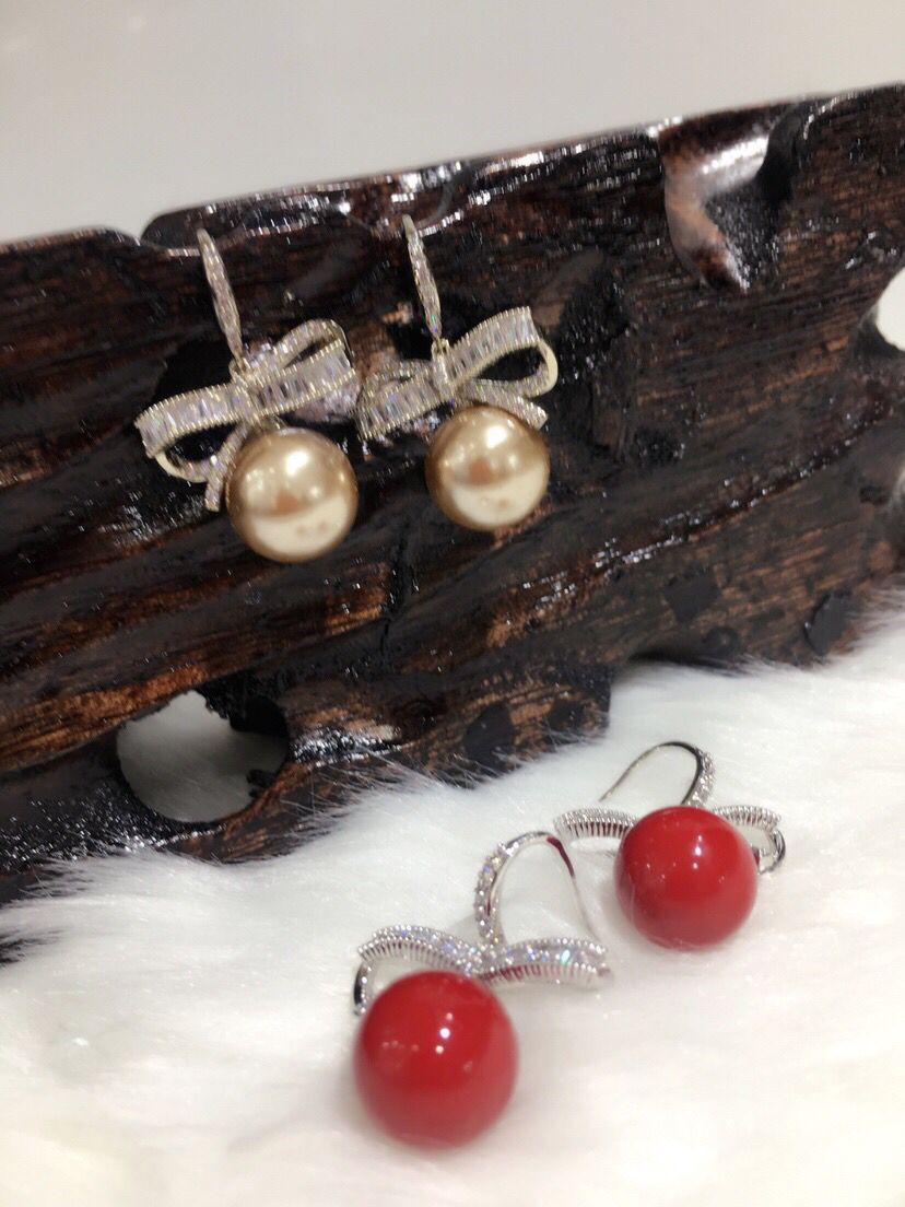 Pearl Bow Earrings Inlaid Pearl Bow Earrings