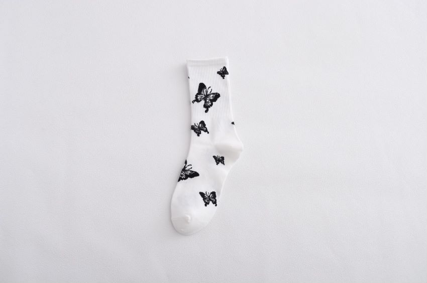 Title 1, Explosive Style Socks Ladies Mid-Tube Butterfly...