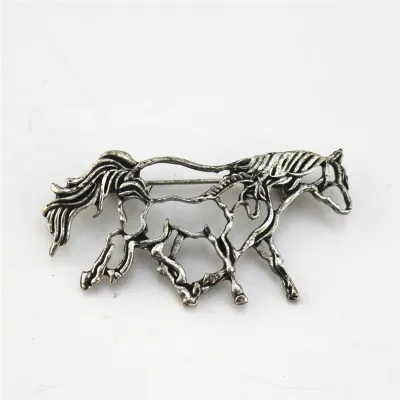 Hollow Silver-plated Hand-made Maxima Windbreaker Suit Cardigan Brooch