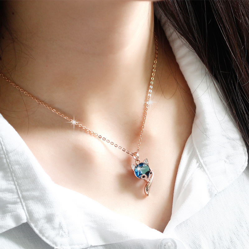 Simple Crystal Fox Pendant Clavicle Chain