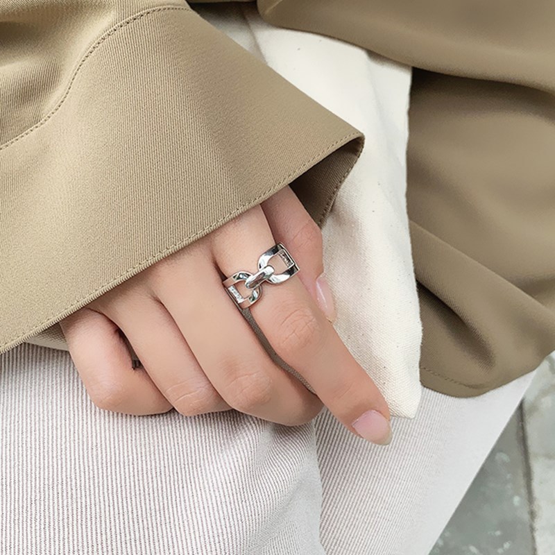 New Open Ring Female Ins Lock Chain Hollow Niche Design Golden Ring Ring Jewelry