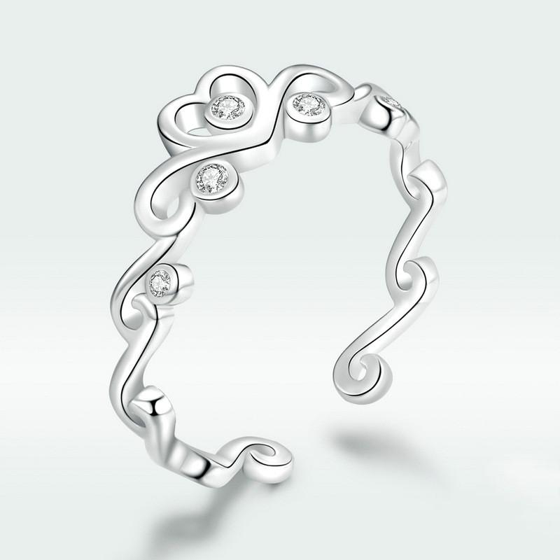 Sterling Silver Love Heart Crown Ring Fashionable Retro Style Simple Line Ring