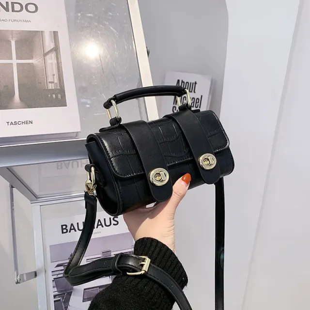 All match Messenger Retro Portable Small Square Bag Black - Shop at LoveMi