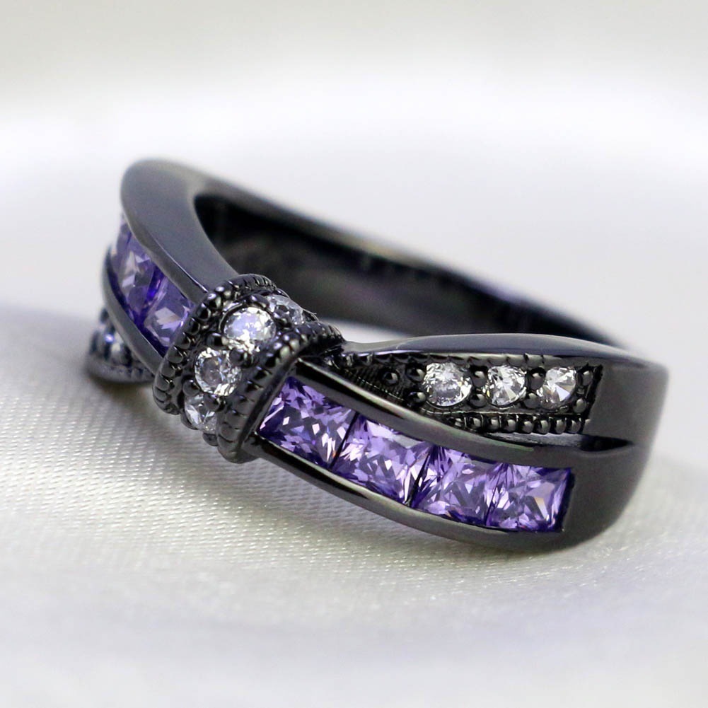 Gun-plated Black Cross Bow Zircon Ring