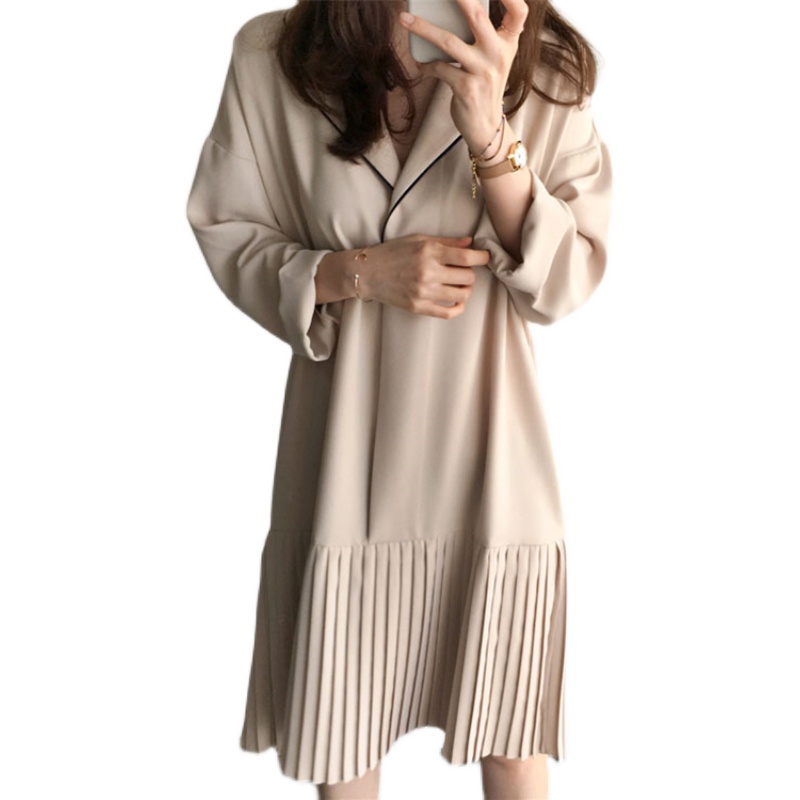 Romantic French Retro Elegant Suit Collar Pleated Dress